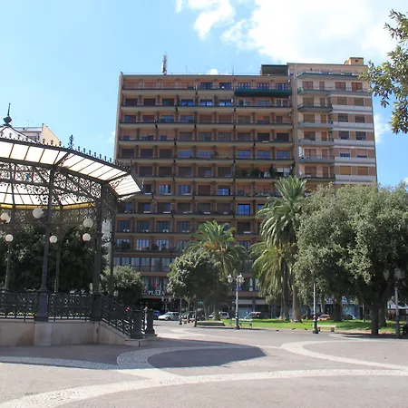 Plaza Taranto